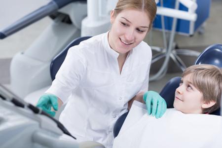 Zahnärztliche Vorsorge für Kinder 