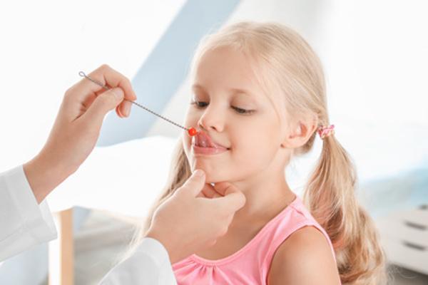 Sprachtherapie bei einer Logopädin