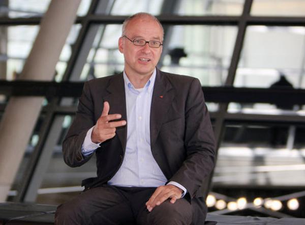 Matthias W. Birkwald - rentenpolitischer Sprecher der Partei DIE LINKE im Bundestag