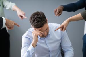 Mobbing in der Ausbildung ,  (c) getty Images / AndreyPopov Mobbing in der Ausbildung ,  (c) getty Images / AndreyPopov