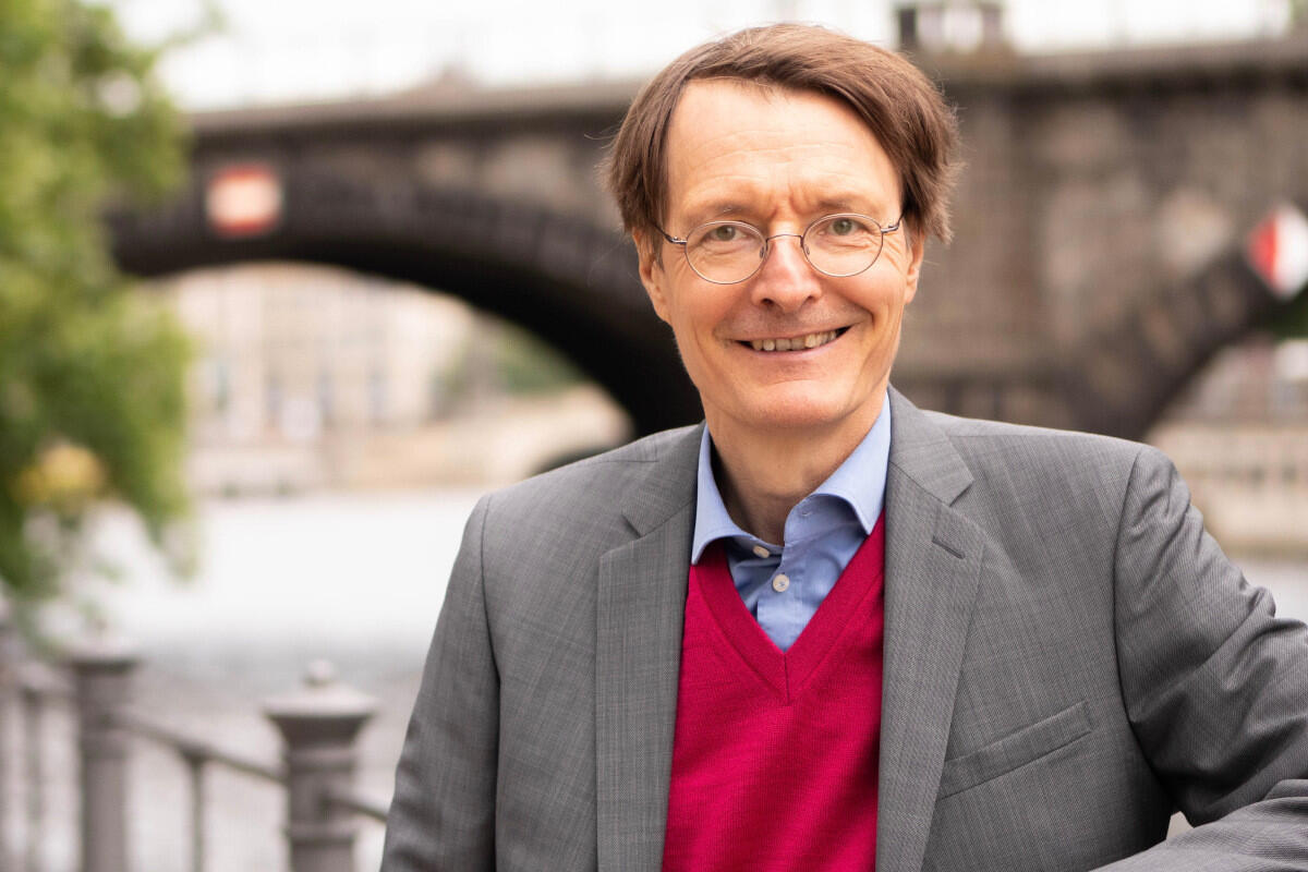 Will "das Geld der Beitragszahler" in die Hand nehmen - Bundesgesundheitsminister Karl Lauterbach  