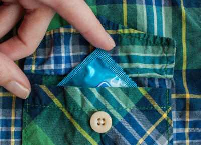 Schutz und Verhütung mit Kondom   ,  (c) Pixabay / CC0