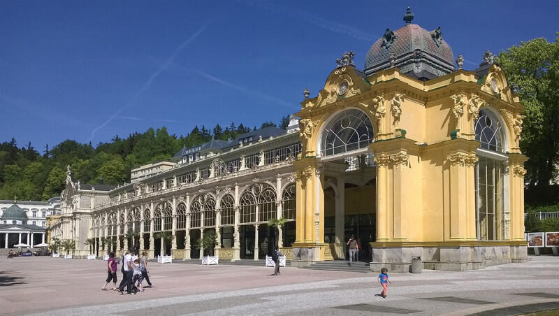 Kolonnaden im weltbekannten tschechischen Kurort Marienbad