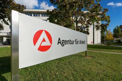 Krankenversicherung bei Arbeitslosigkeit ,  (c) getty Images /Heiko119 Krankenversicherung bei Arbeitslosigkeit ,  (c) getty Images /Heiko119