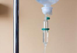Behandlung von Dehydrierung mit Infusionen