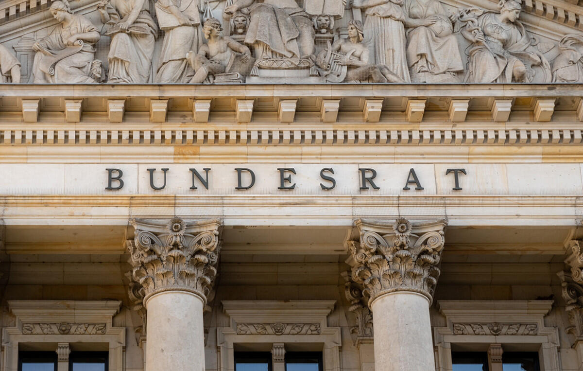 Portal am Bundesratsgebäude Portal am Bundesratsgebäude