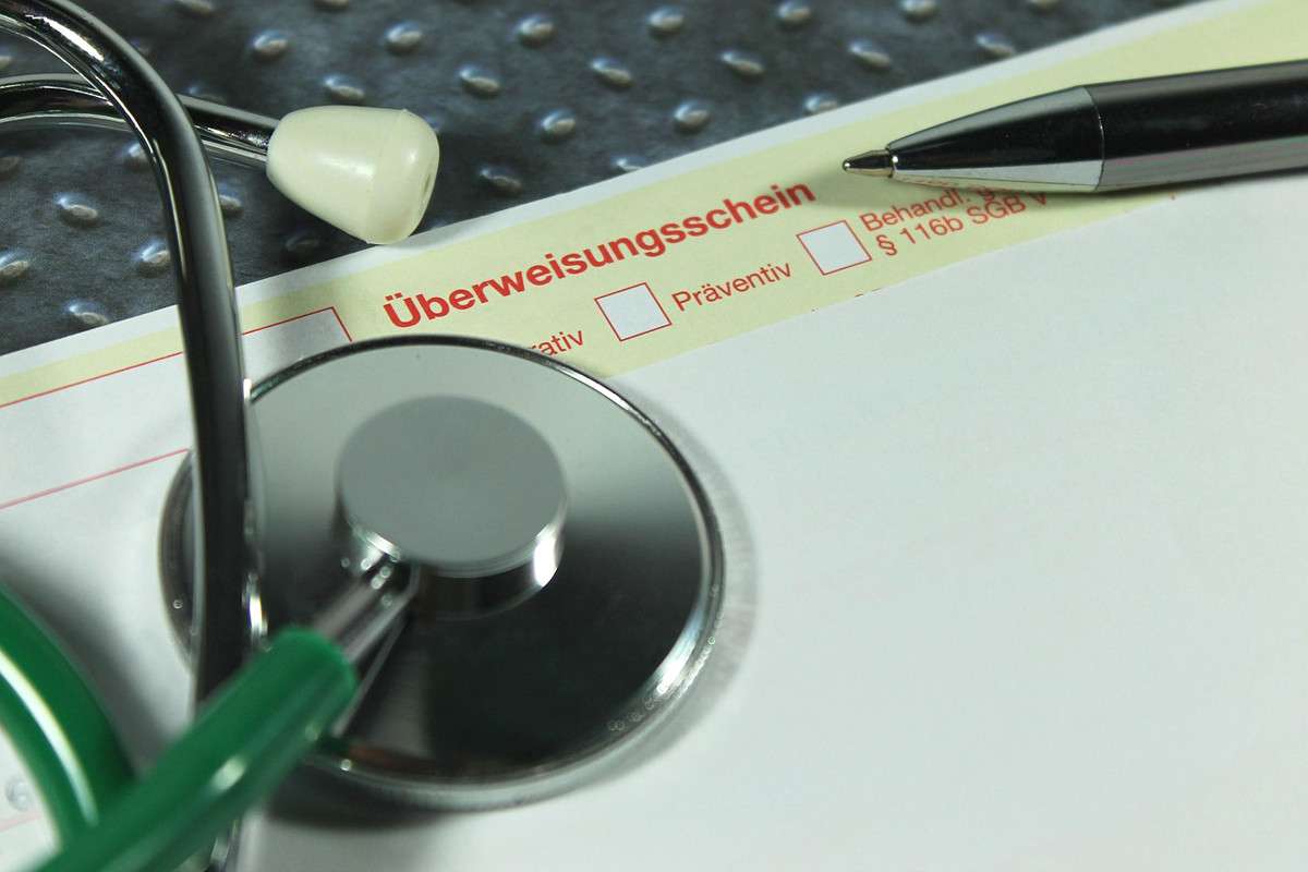 Überweisung vom Hausarzt für den Facharzt Überweisung vom Hausarzt für den Facharzt