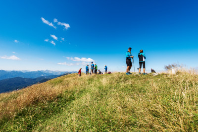Nordic Walking Kurs auf einer Gesundheitsreise mit Kassenzuschussrlaub ,  (c) Getty Images / Alberto Masnovo