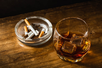 Höhere Tabak- und Alkoholsteuern als Rettung der Krankenkassèn? , (c) Getty Images / User44916d0b_828 Höhere Tabak- und Alkoholsteuern als Rettung der Krankenkassèn? , (c) Getty Images / User44916d0b_828