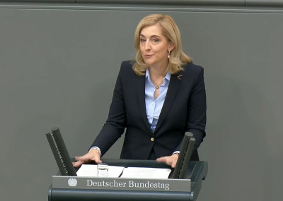 Bundesgesundheitsministerin Nina Warken (CDU)  , 