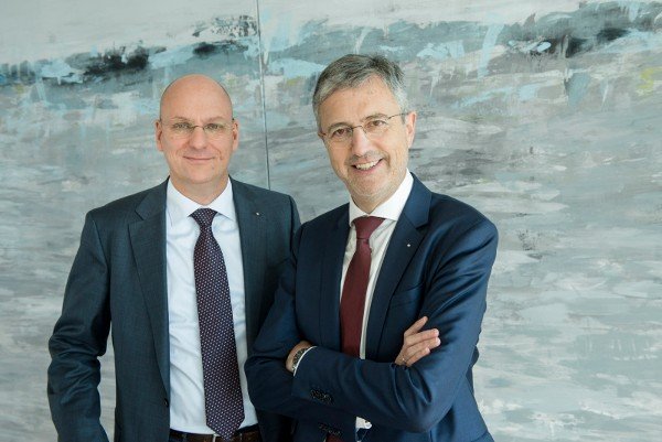 Martin Litsch (re) und Jens Martin Hoyer (li) - Vorstände des AOK Bundesverbandes