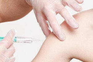 Impfreaktionen, Impfschäden und Krankenkasse , (c) Angelo Esslinger / pixabay / CC0