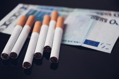 Rauchen und Tabaksteuer 