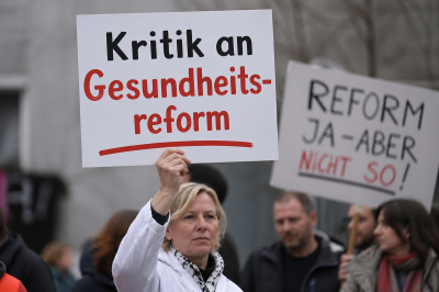 Kritik an der Gesundheitsreform von Nina Warken (CDU),  generiert mit GPT 5-2